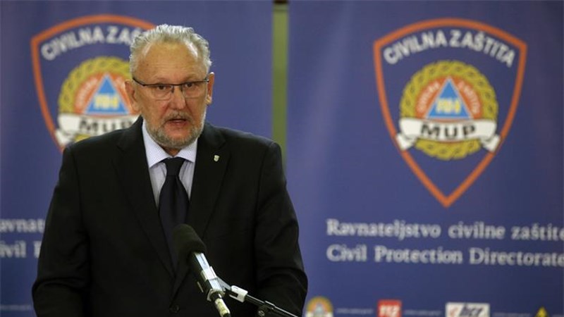 Nove zaštitne mjere Stožera: Maske u zatvorenim prostorima, ograničavanje društvenih okupljanja